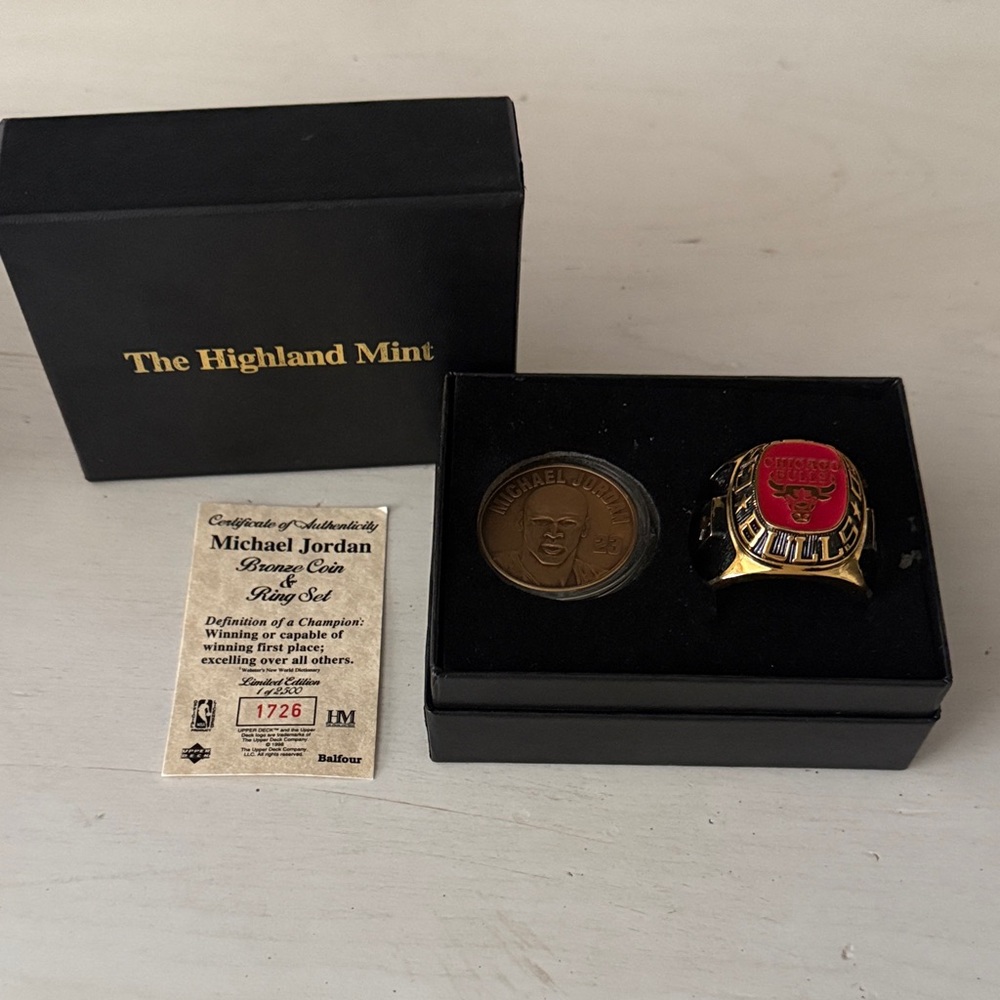 The Highland Mint Michael Jordan Commemorative Ring & Coin Set
